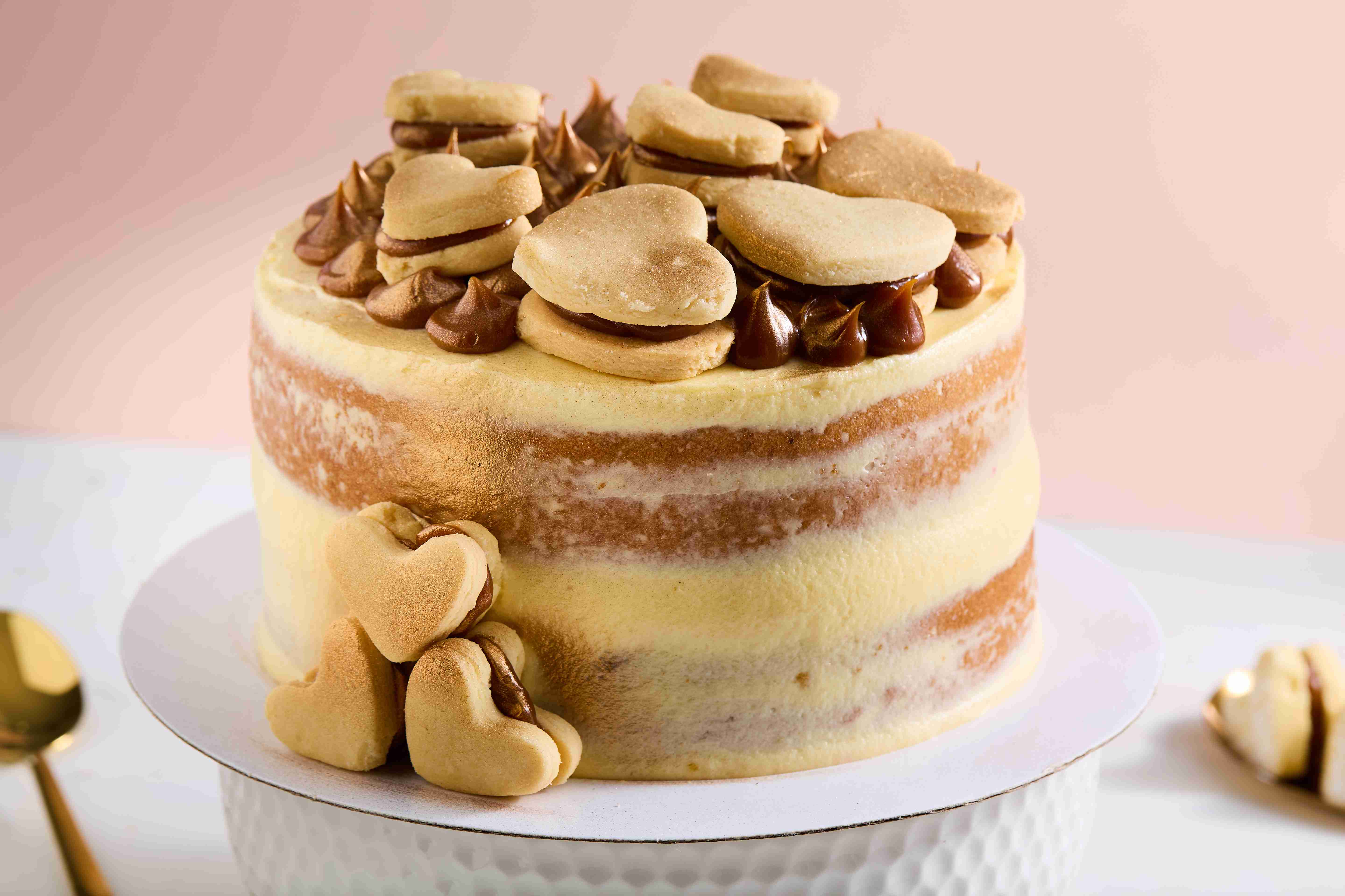 María Luisa de arequipe con crema de queso y alfajores